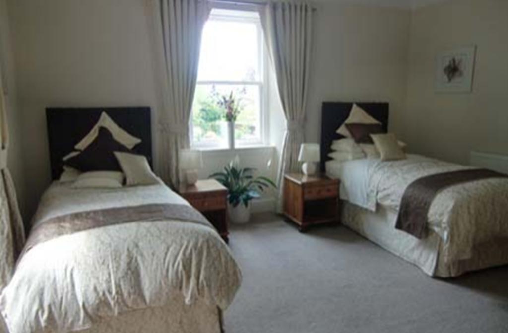 Hotel Mount Ceres Bonnyrigg Zimmer foto